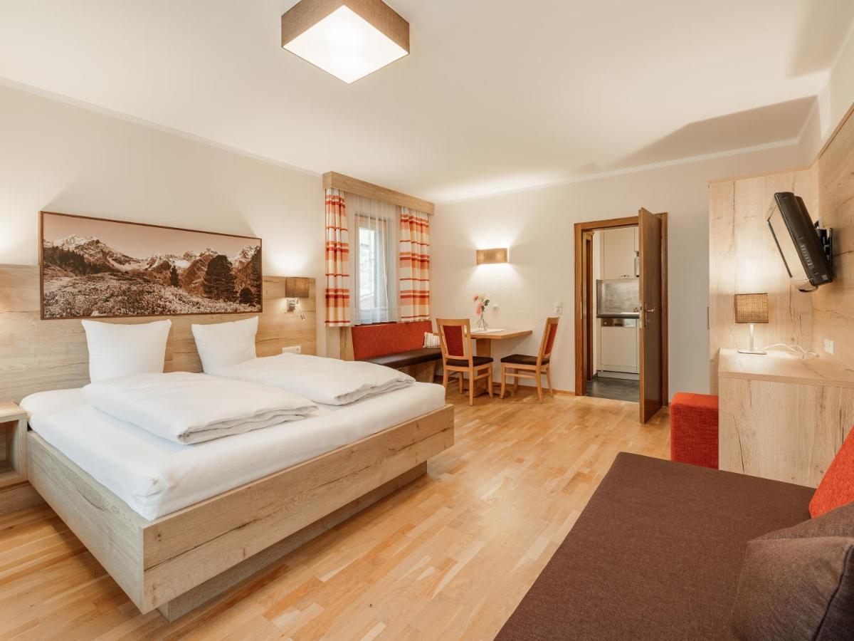 Myalps Pure Apartamento Oetz Quarto foto